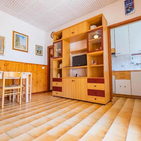 Nettes In Mit Privatem Garten Casa vacanze *